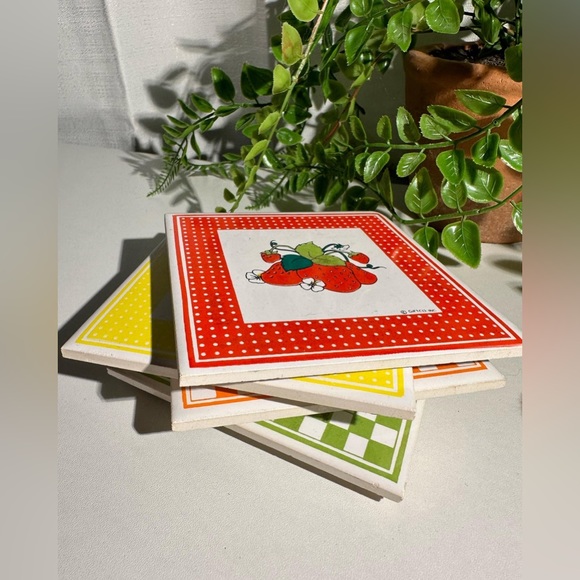 Vintage GIFTCO Fruit & Vegetable Ceramic Tile Coasters - Picture 2 of 8